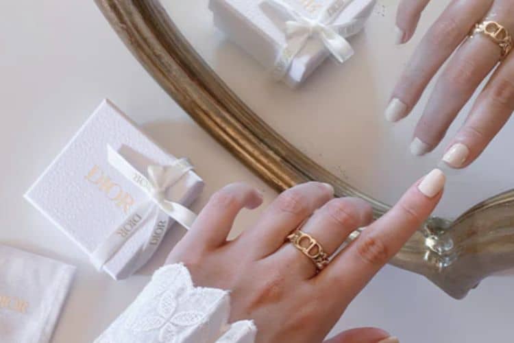5 puntos claves para saber si un anillo Dior de segunda mano es auténtico